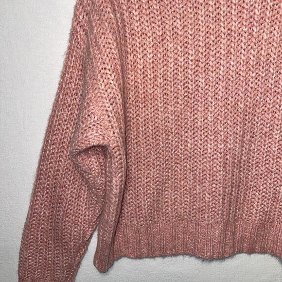 American Eagle Outfitters Small Women’s Pink Crop Sweater Very Soft So Cute! - Picture 2 of 8